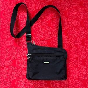 Baggallini Travel Crossbody Bag Black Lightweight Nylon Multi Pocket Organizer